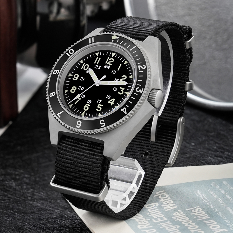 Watchdives WD1972 Кварцевые ча – обзор и цена Mens Fashion Bracelet